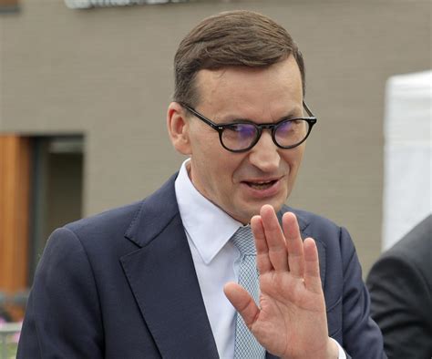 Mateusz Morawiecki ostrzega Polaków Będzie trudna jesień i trudna