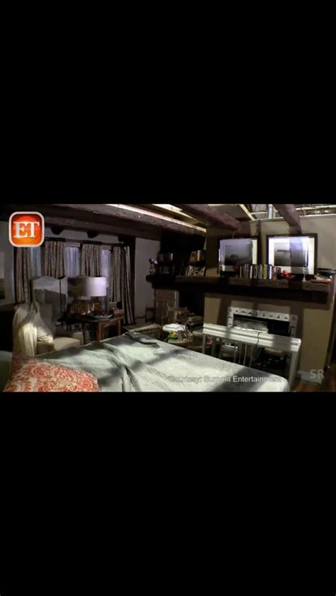 Breaking Dawn Part 2 Cottage Bedroom Twilight House Twilight Cottage Cottage Bedroom