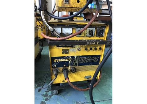 Used Wia Wia Mig Welder Weldmatic Fabricator 320 Amps 415 Volt With