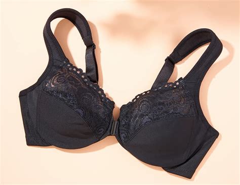 Here Is What Happens If You Stop Wearing A Bra Pros And Cons