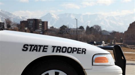 Trooper Uses Patrol Car To Stop Wrong Way Suspected Drunken Driver News Radio 830 Khvh The