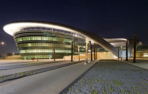 Zayed Universiity Hadi Teherani Architects