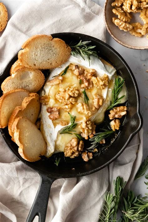 Baked Brie Honey