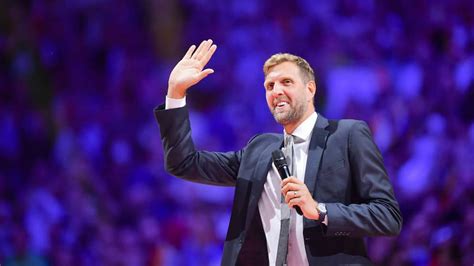 Nowitzki Wird In Hall Of Fame Aufgenommen