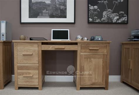 Choosing A Solid Oak Office Desk Edmunds Clarke