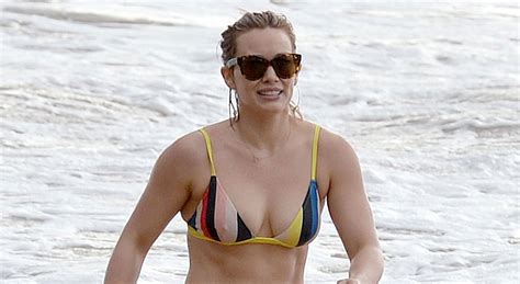 Hilary Duff Shows Off Amazing Body In A Bikini In Hawaii Bikini