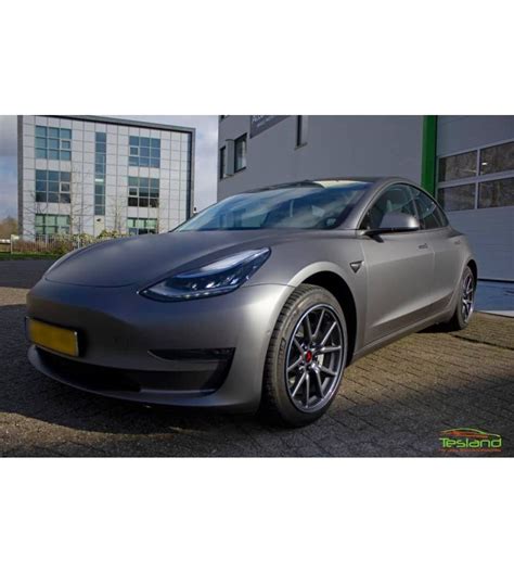 Tesla Model 3 wrapping - Tesland