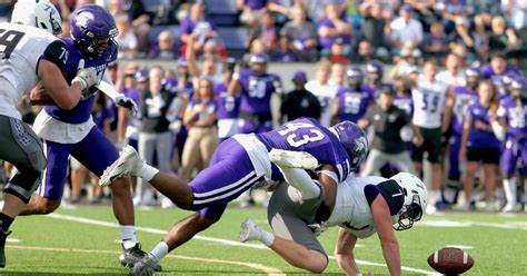 Winona State Football Corbins Interception Seals Upset Win Over Sioux