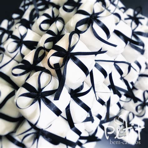 Festa Laços Preto E Branco - Festa tema laços preto e branco | Docinhos preto e branco