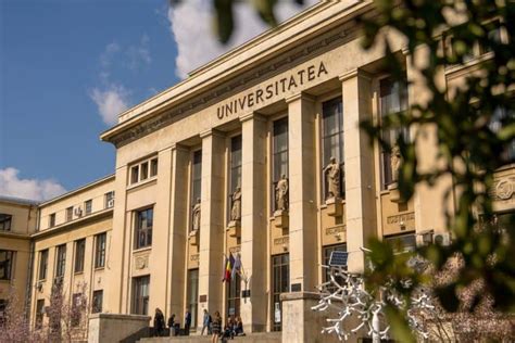 Universitatea din Bucureşti propune peste 21 000 de locuri pentru