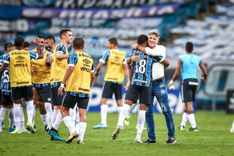 Léo Chú Lamenta Ausência De Renato No Grêmio Mas Elogia Auxiliar Grande Treinador Grêmio Ge