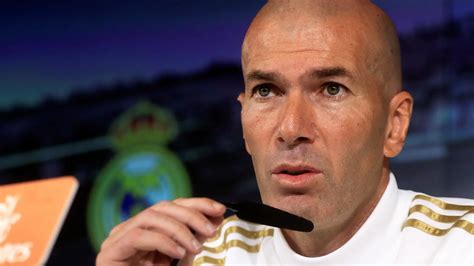 El Director Deportivo Del Psg Estalla Contra Zidane Por Sus Guiños A Mbappé