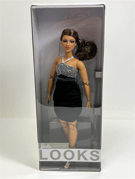 Barbie Signature Looks 12 Doll Curvy Brunette Ponytail Mattel Hbx95