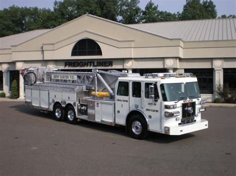 New Haven Ct Fd Tower 1 Sutphen 100 Aerial Tower Fire Apparatus