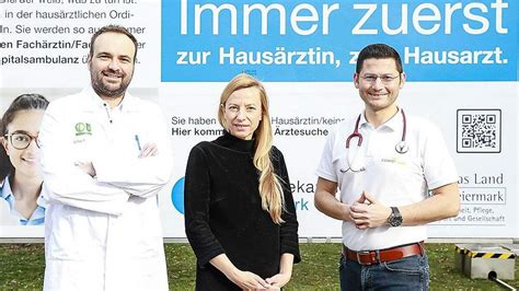 Patientenstr Me Ambulanzen Voll Rzte Plakatieren Immer Zuerst Zur