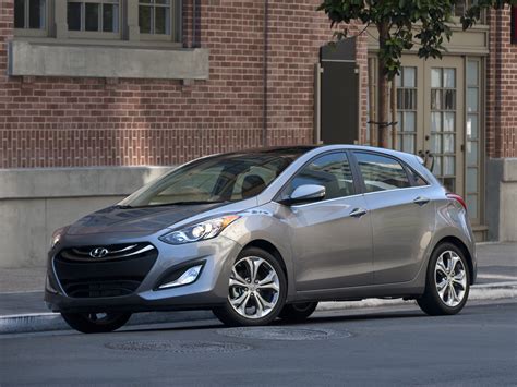 HYUNDAI Elantra GT Specs & Photos - 2012, 2013, 2014, 2015, 2016, 2017, 2018, 2019, 2020, 2021 ...