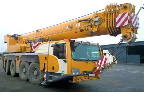 Grue AC 100 4 L Société Nantaise de Manutention