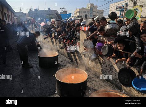 Gaza Gennaio Xinhua La Gente Aspetta Sollievo