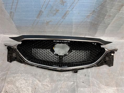 GRILL ATRAPA MAZDA CX 5 II KAMERA 13110127032 Oficjalne Archiwum