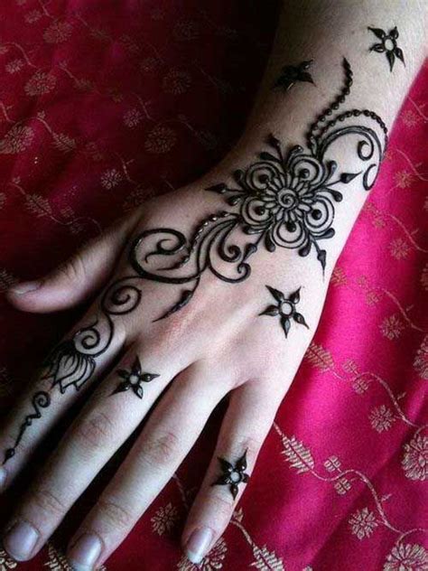 Simple And Easy Back Hand Mehndi Designs For Beginners Henna