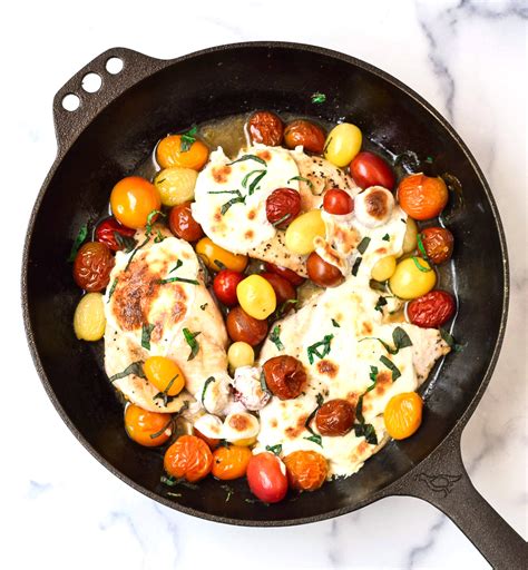 One Pan Caprese Chicken Low Carb Tastythin