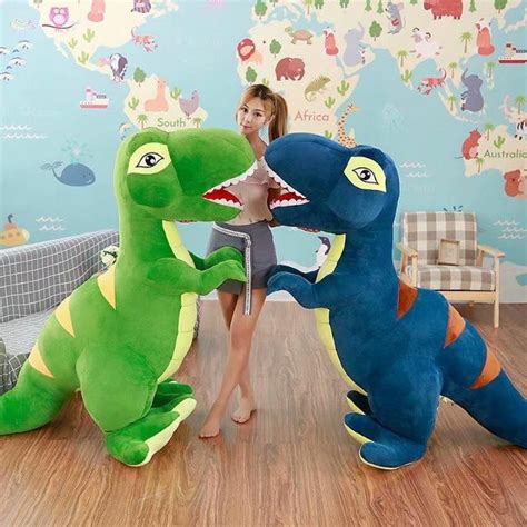 Une peluche dinosaure T Rex impressionnante et très mignonne pour