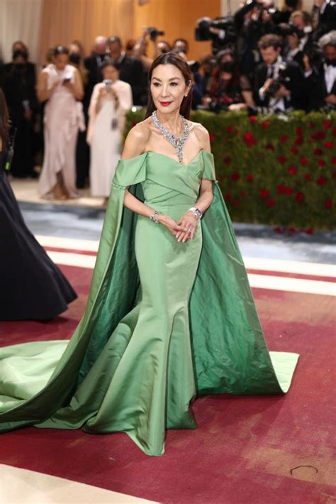 Met Gala 2022: Best Dressed Celebrities, Photos – Footwear News