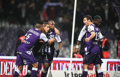 Toulouse Le Tfc Invite 15000 Enfants Pour Le Dernier Match De Ligue 1