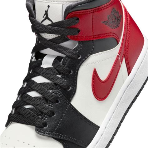 Air Jordan 1 Mid Black Toe - Basket4Ballers