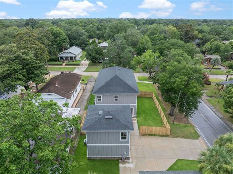 18 via de luna drive 6