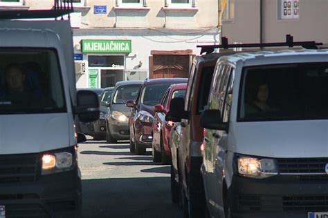 Haotične gužve na izlazu iz BiH Na graničnim prelazima čeka se i do