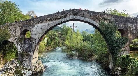 Te Muestro Los Pueblos Bonitos Cerca De Cangas De On S Gudmornin