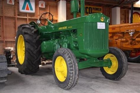 1951 John Deere R Tractor Deere Company 1951 2015 333 EHive