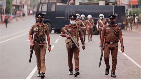 Protesters In Sri Lanka Defy Curfew Police Fire Tear Gas At Students