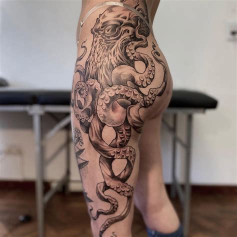 Women S Octopus Hip Leg Tattoo Best Tattoo Ideas For Men Women