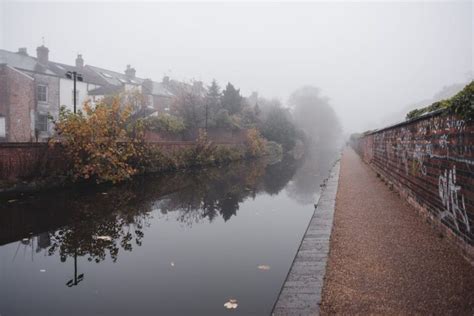 Entdecke Wie Viele Schiffe T Glich Durch Den Suezkanal Fahren