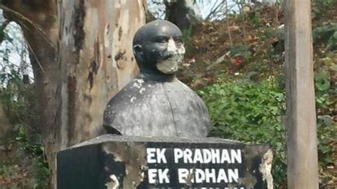 Syama Prasad Mookerjee Bust Defaced The Hindu