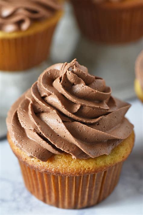 One Bowl Milk Chocolate Buttercream Frosting Flour On My Fingers