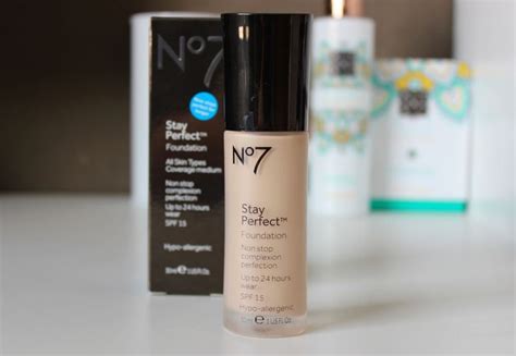 Perfect Match No7 Stay Perfect Foundation Liefs Laura