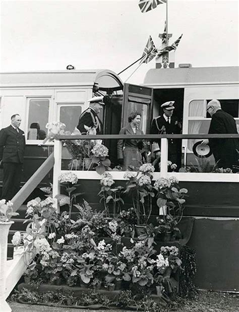 Never seen before pictures of Queen Elizabeth II from 1953 unearthed