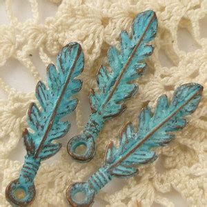 Patina Rustic Tribal Feather Charms Mykonos Casting Charms 4 M58 X0588