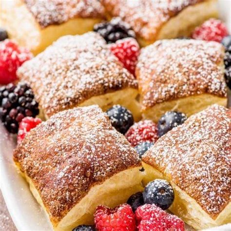 Dippable Cinnamon Sugar Puff Pastry Squares Fluffy Puff Pastry Squares