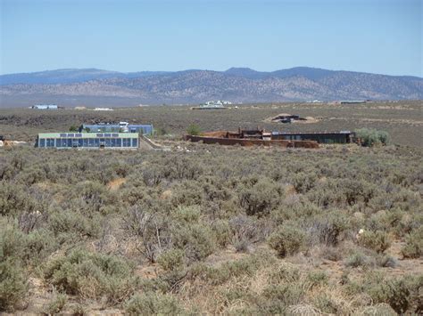 Janine's Jaunt: EARTHSHIPS