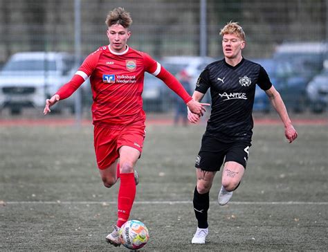 SV Sonsbeck besiegt in der Fußball Oberliga VfB Hilden 2 0