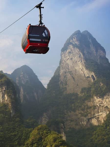 10 teleféricos más impresionantes y que más miedo dan