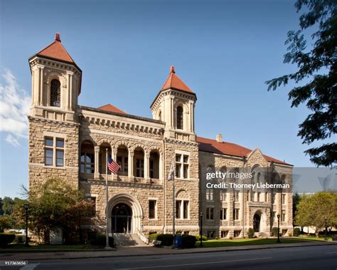 Kanawha County Courthouse High-Res Stock Photo - Getty Images