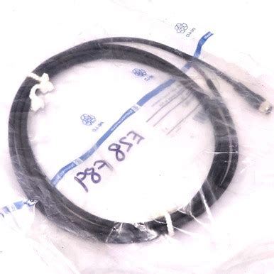 Pre Wired Connector XZC-P0566L2 Telemecanique 3 Pins 2m - Axxa - Motors ...