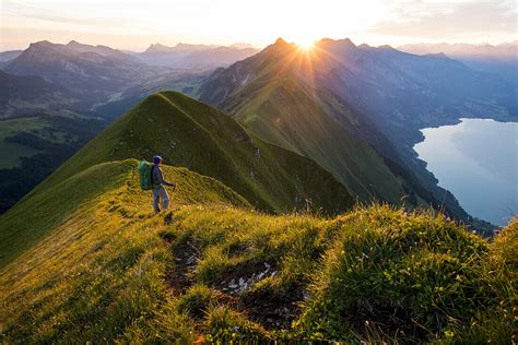 Wanderung Mit Biwak Auf Dem Hardergrat Bild Kaufen 71023570