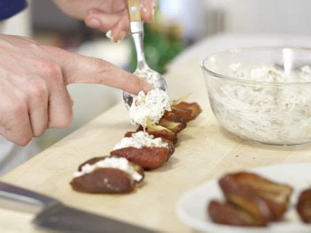 Gefüllte Datteln Rezept EAT SMARTER