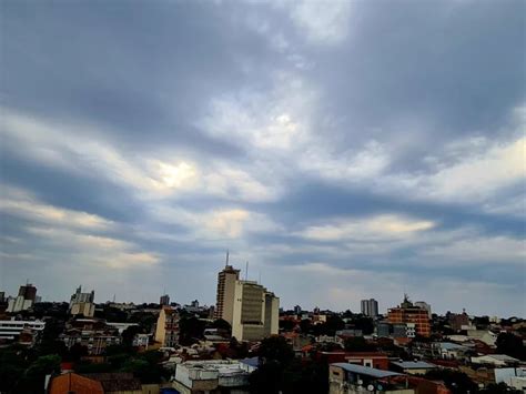 Meteorolog A Vuelven Los Chaparrones Y Sigue Subiendo La Temperatura